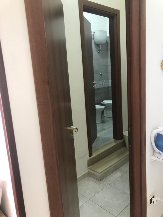 Regy Bed & Breakfast Napoli Ngoại thất bức ảnh