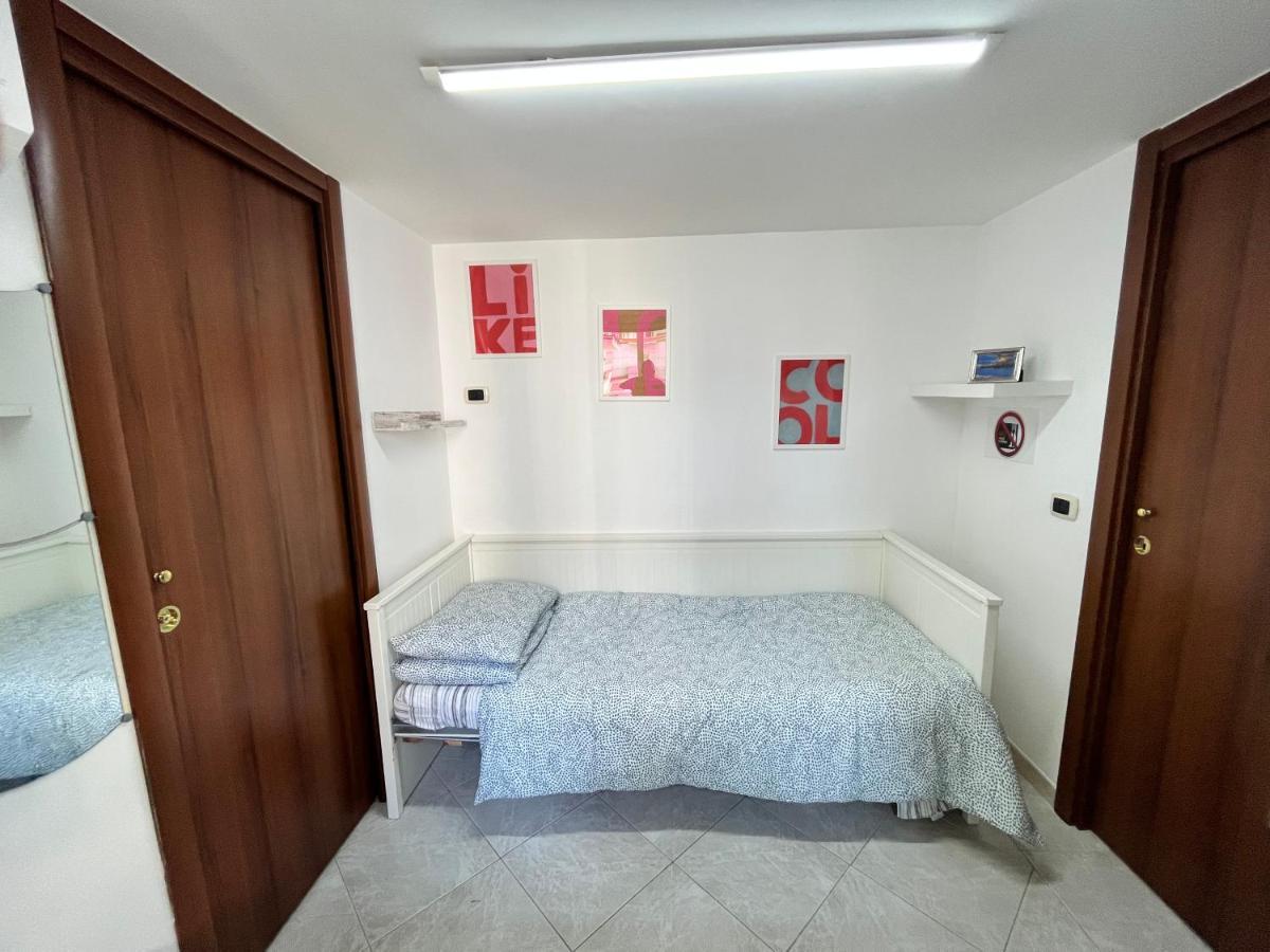 Regy Bed & Breakfast Napoli Ngoại thất bức ảnh