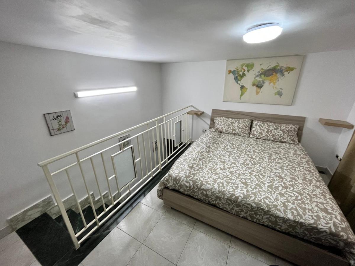 Regy Bed & Breakfast Napoli Ngoại thất bức ảnh