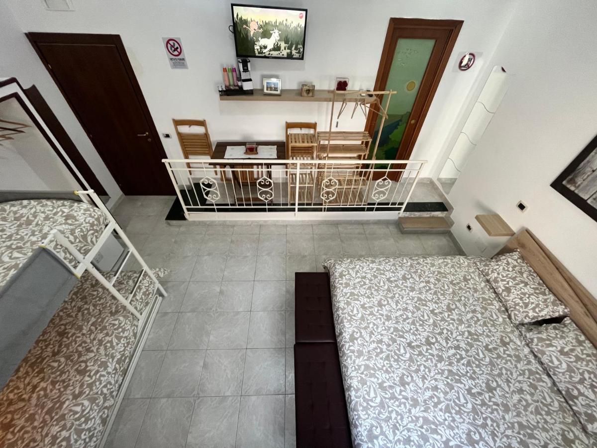 Regy Bed & Breakfast Napoli Ngoại thất bức ảnh