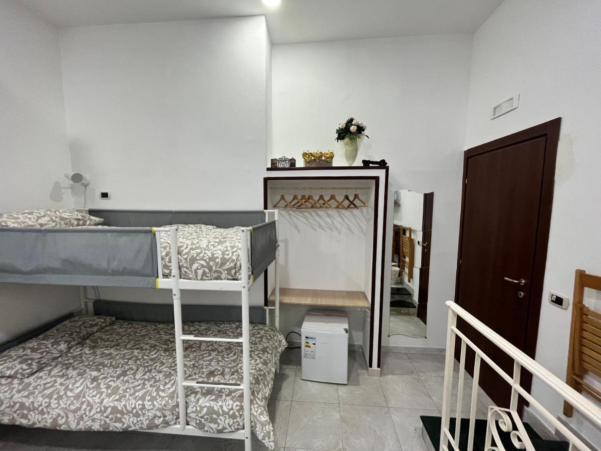 Regy Bed & Breakfast Napoli Ngoại thất bức ảnh