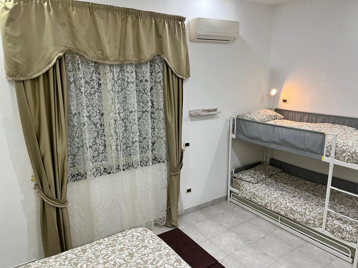 Regy Bed & Breakfast Napoli Ngoại thất bức ảnh