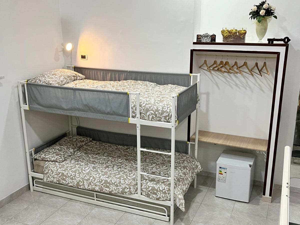 Regy Bed & Breakfast Napoli Ngoại thất bức ảnh
